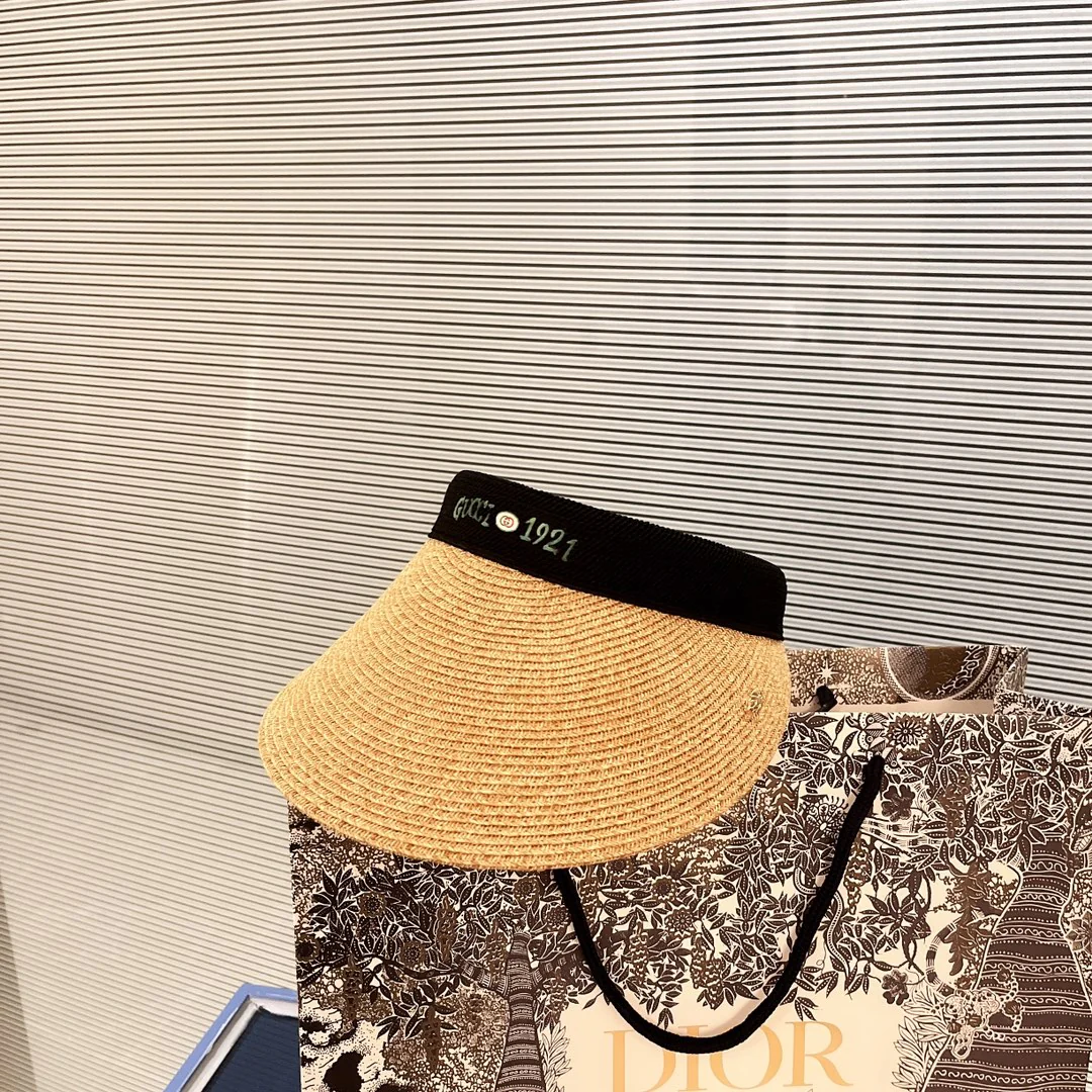 Солнцезащитная шляпа Gucci с козырьком