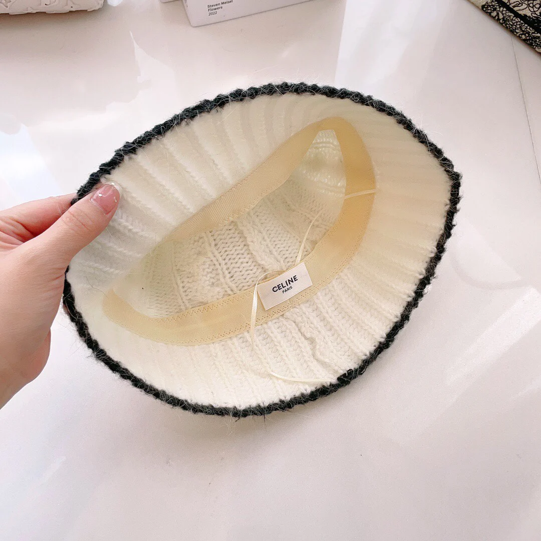 Панама Celine из кроличьего меха