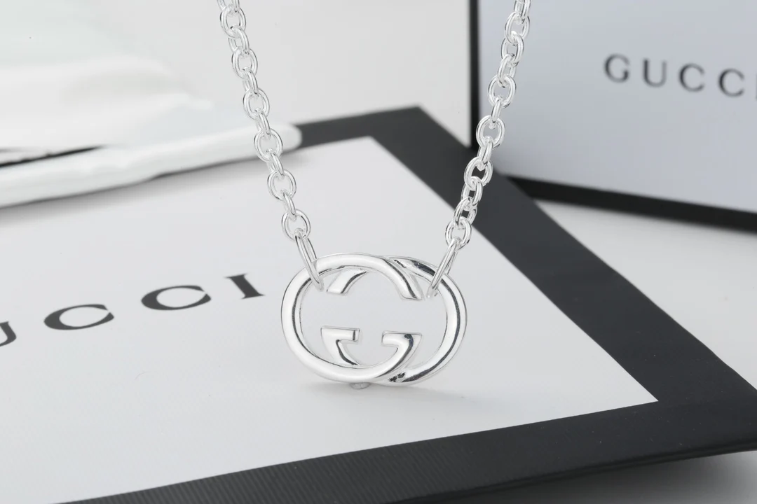 Gucci - Колье 037