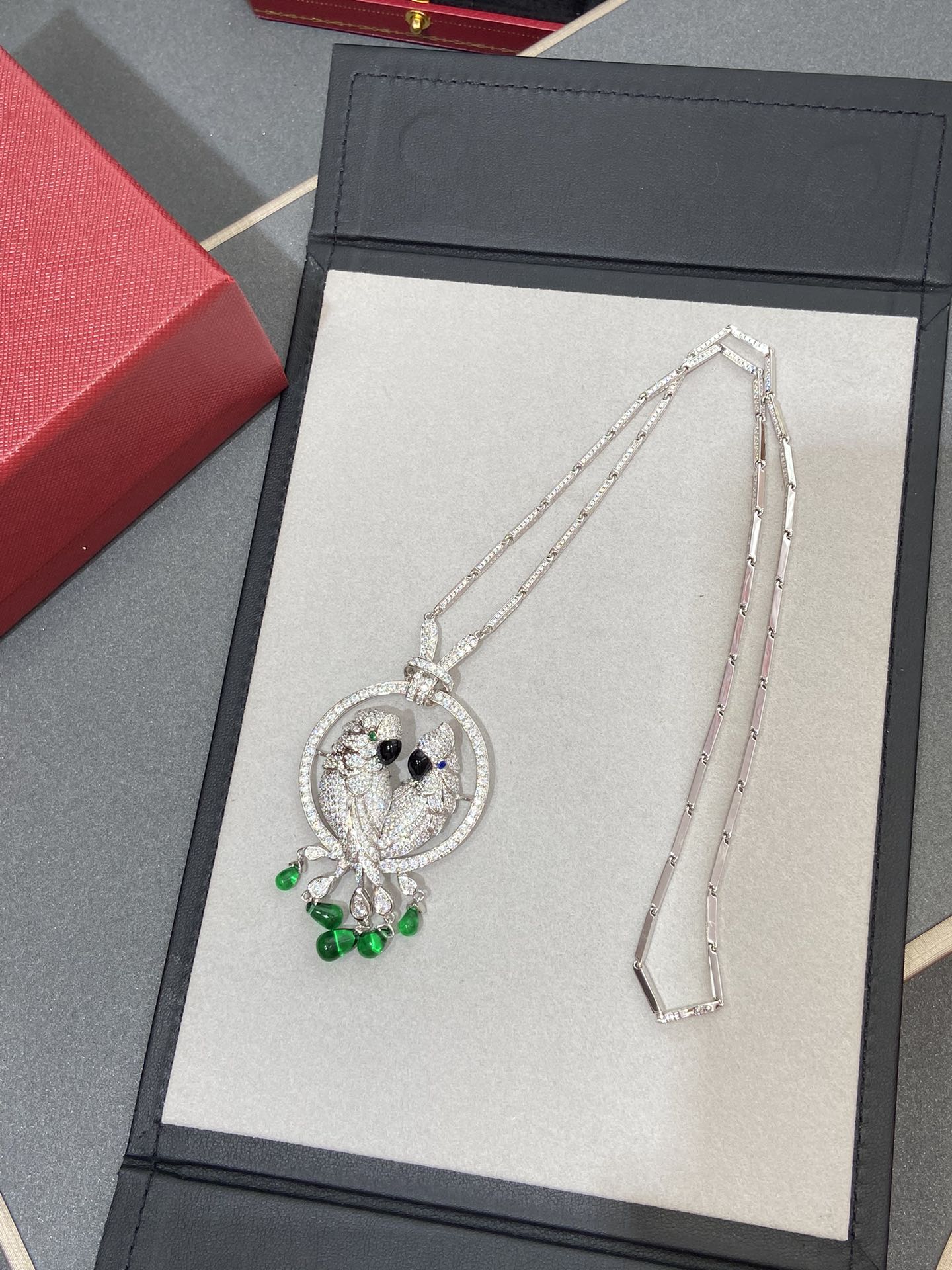 Cartier - Колье 060