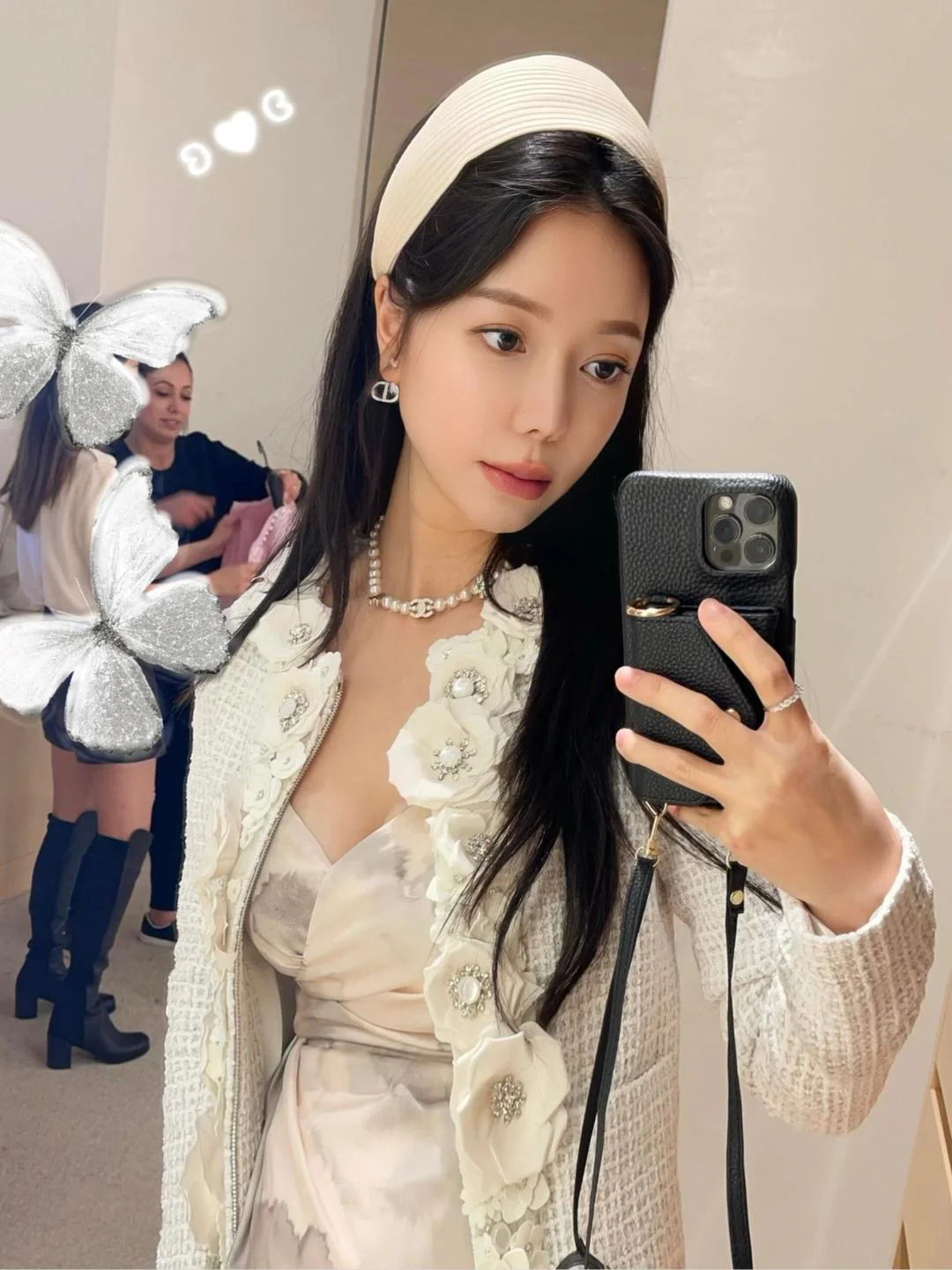 Флакон духов Chanel за 25 пенсов, четырехлистный клевер, жемчужное ожерелье с двойной буквой С - чокер