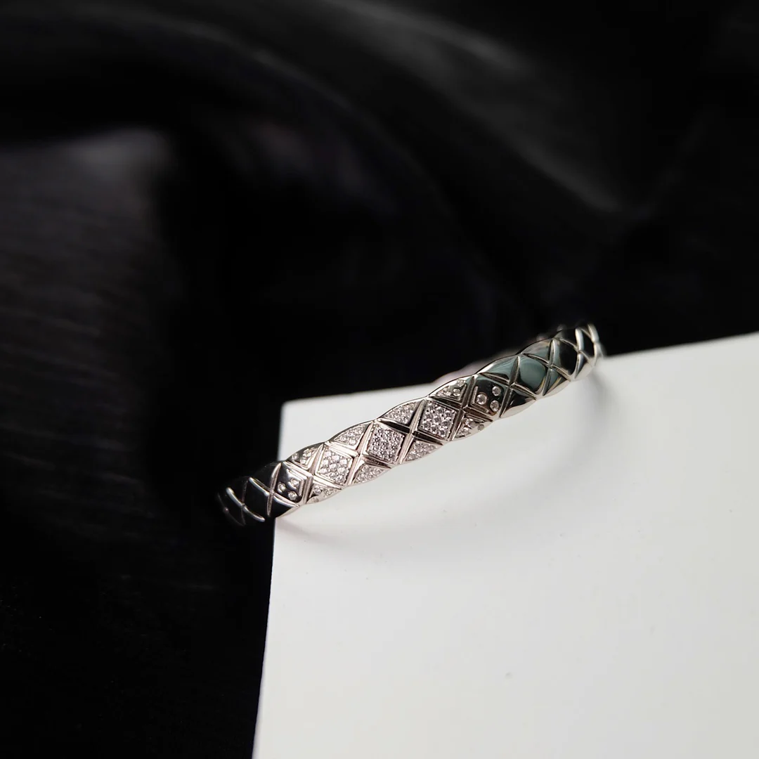 Браслет Chanel 109