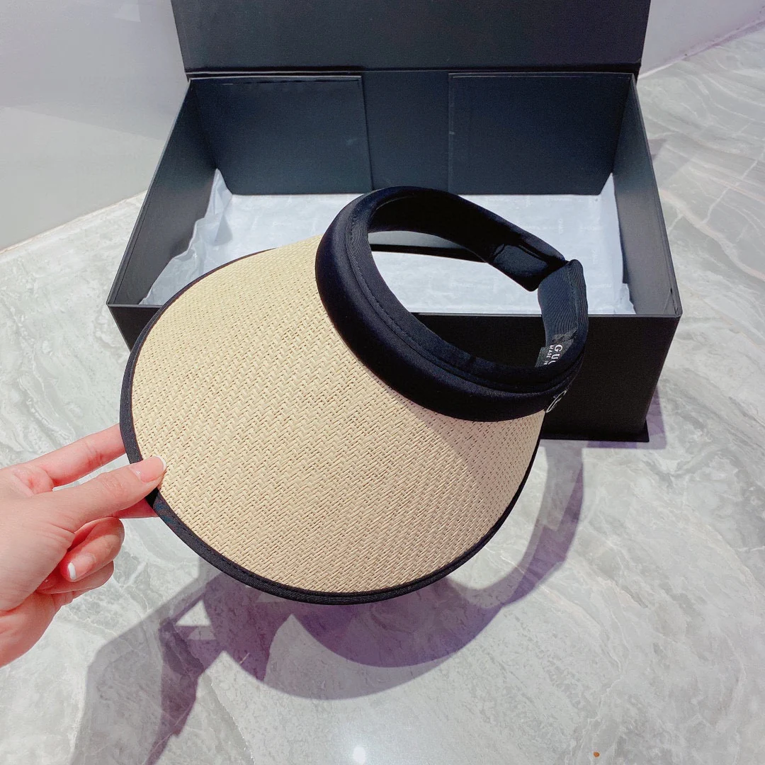 Солнцезащитная шляпа-козырек Gucci в виде повязки на голову