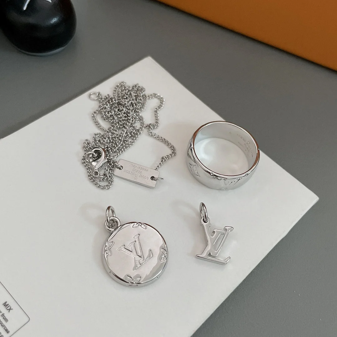 LV-Ожерелье 016