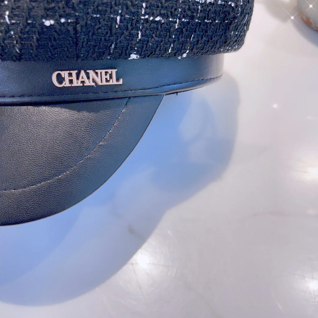 Chanel - восьмиугольная шляпа - черная