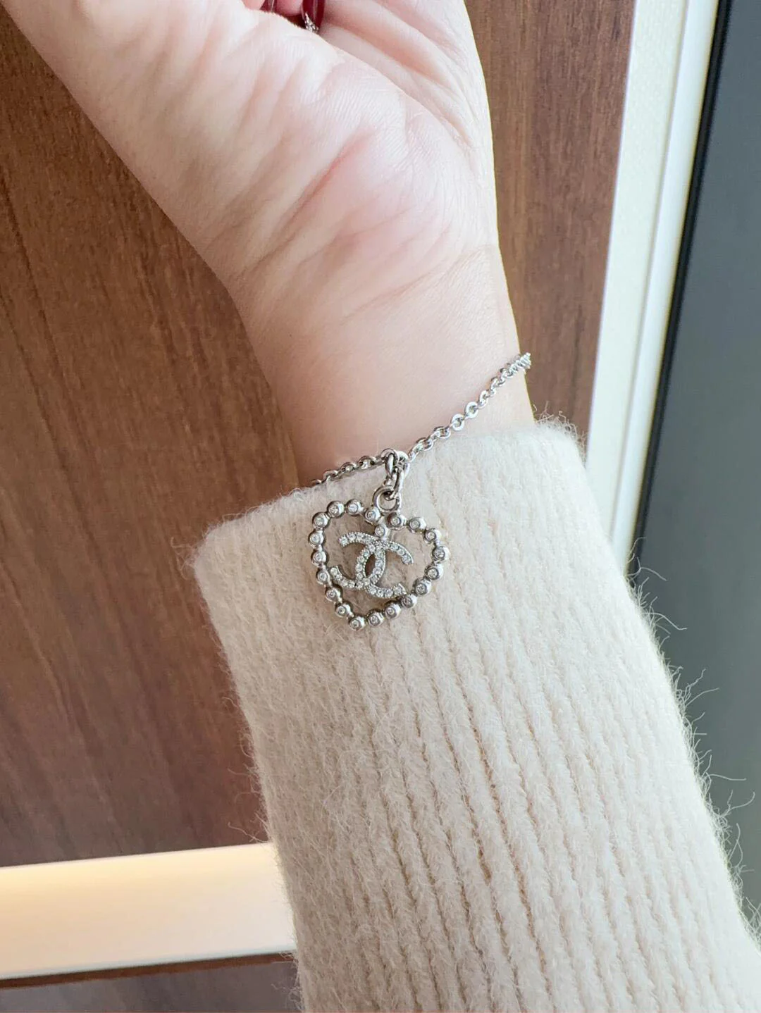 Браслет Chanel 25p с ажурным сердцем