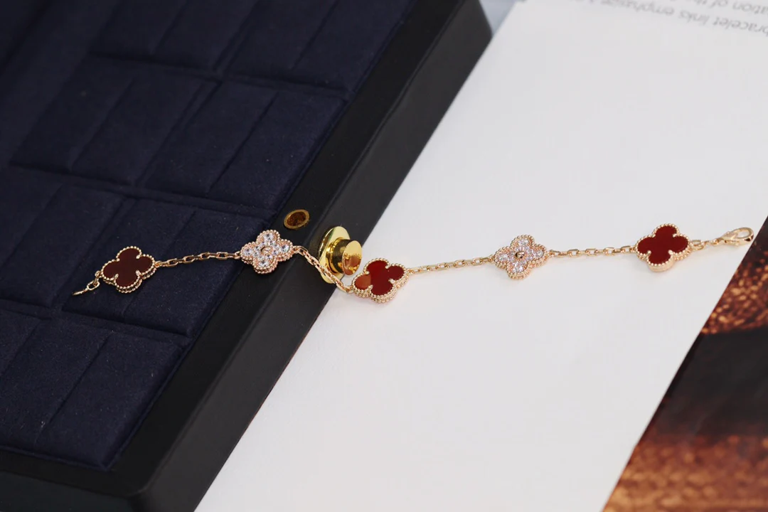 Браслет VCA - 22