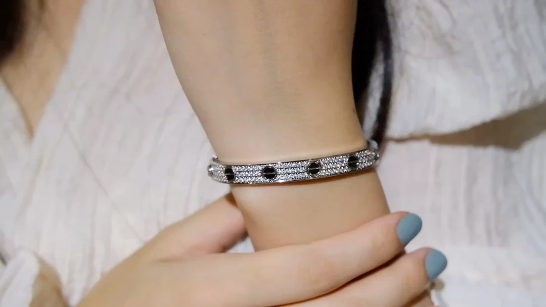 Браслет Cartier 050