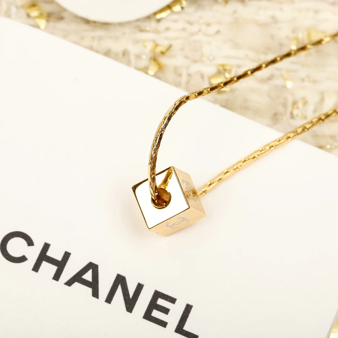 Колье Chanel 559