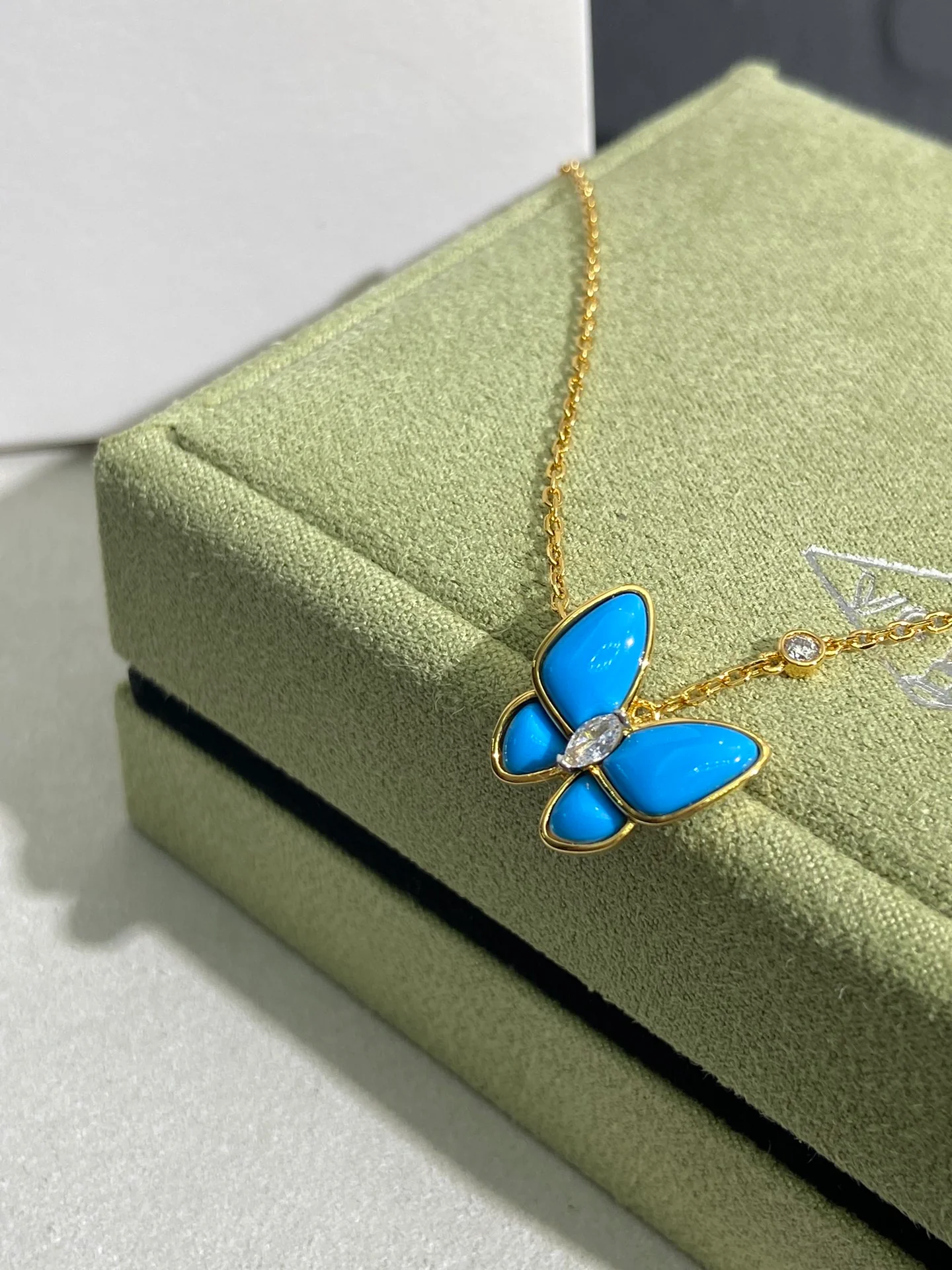 Van Vek - Колье 020