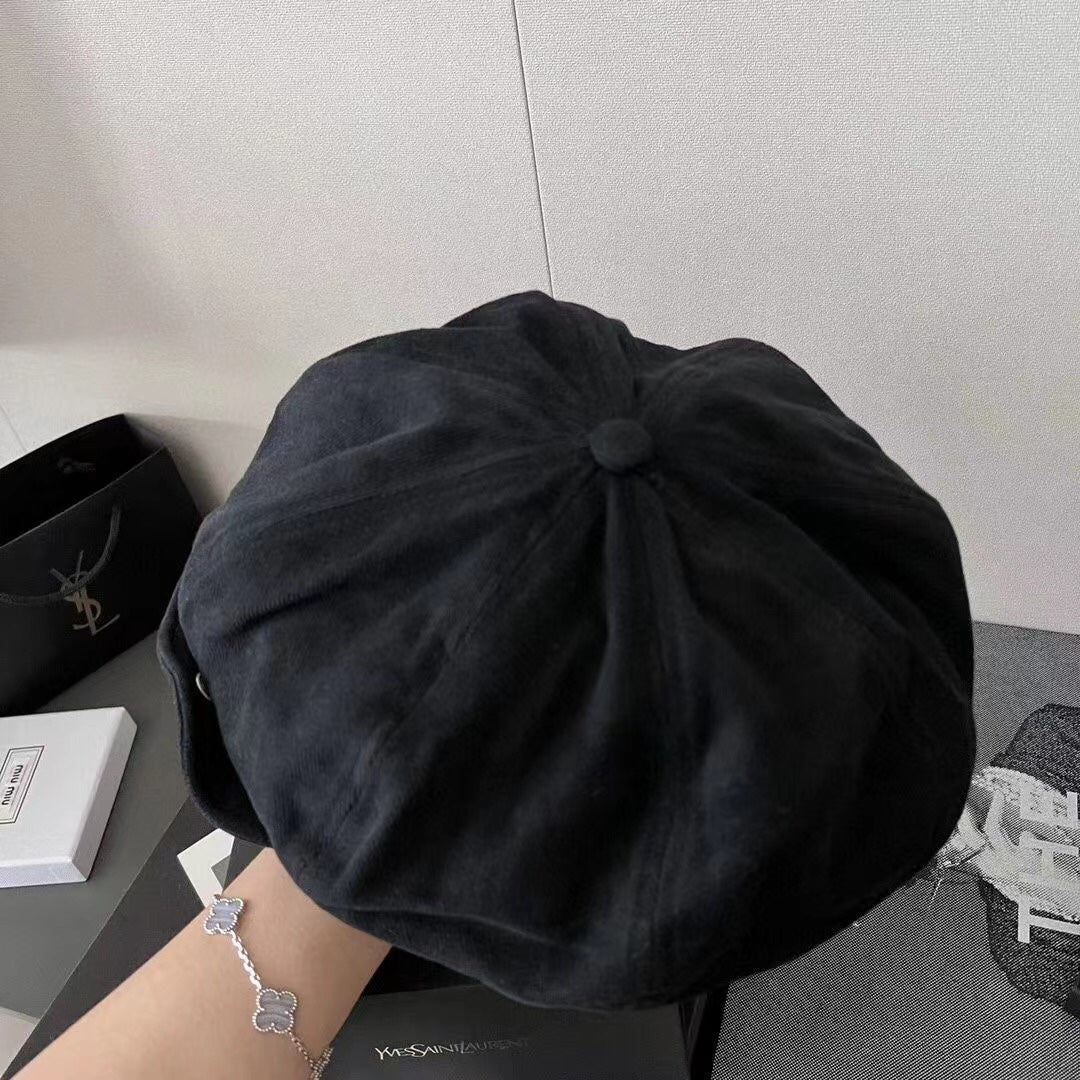 Кепка Balenciaga Cloud Newsboy - Черный