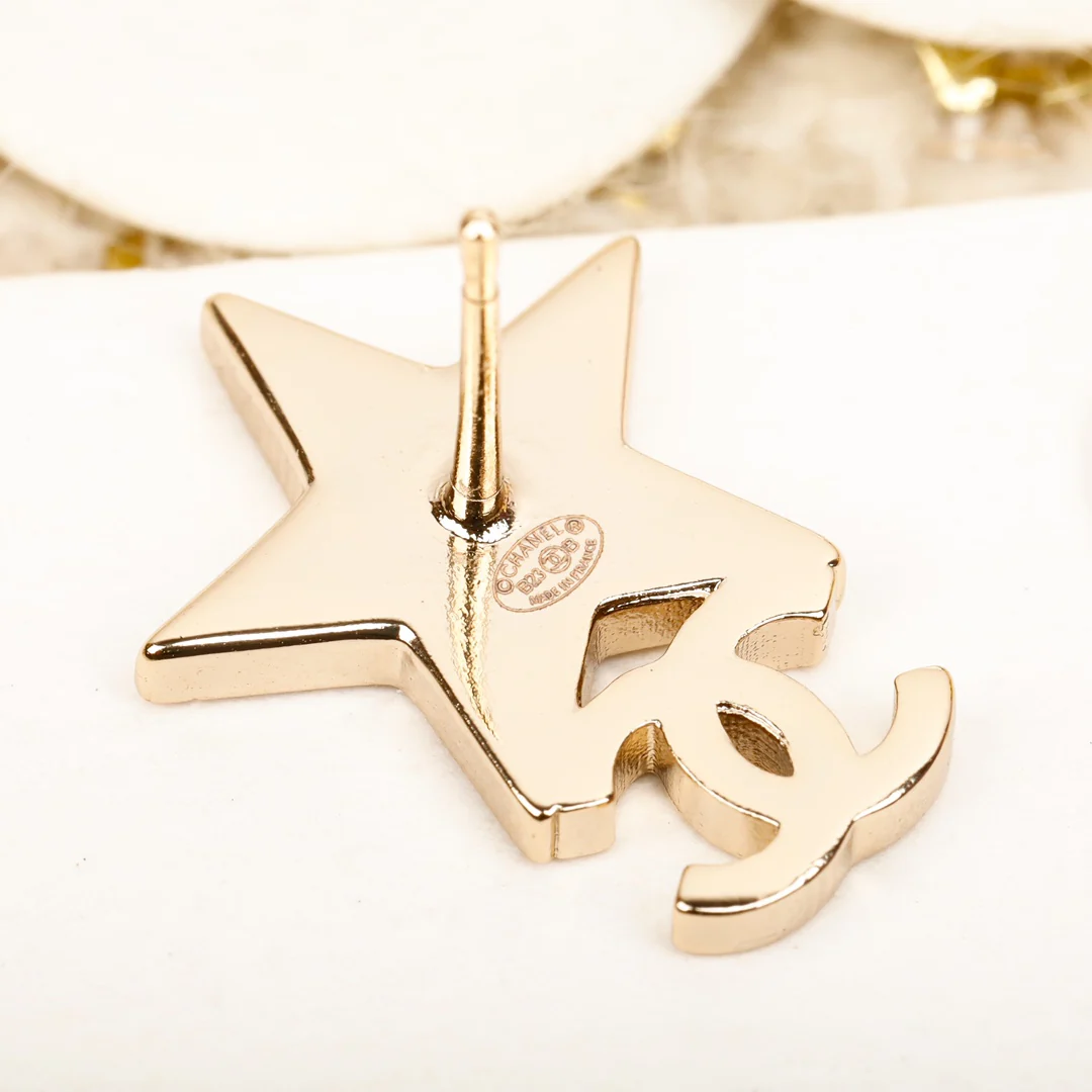 Серьги Chanel 800