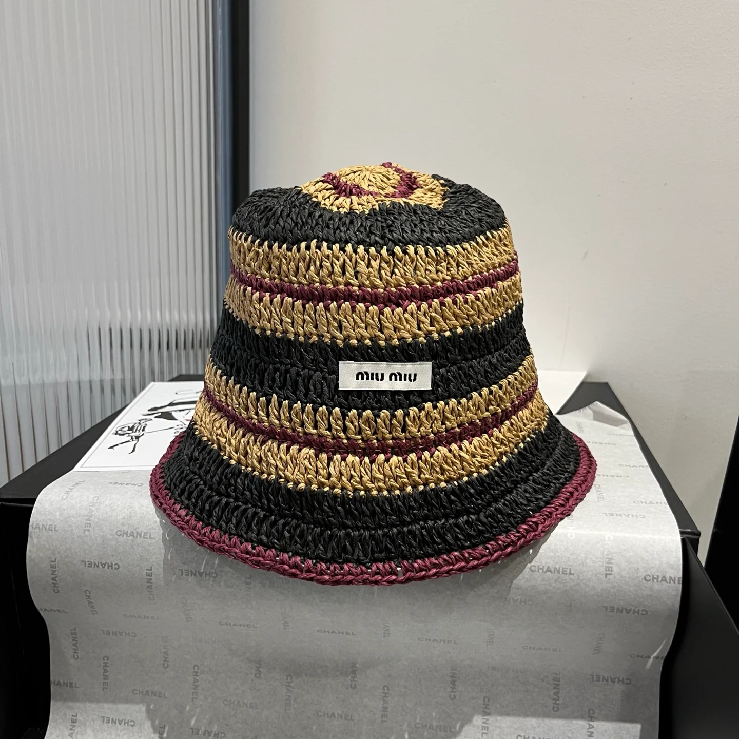 Панама Miu Miu с цветовыми блоками - зеленая