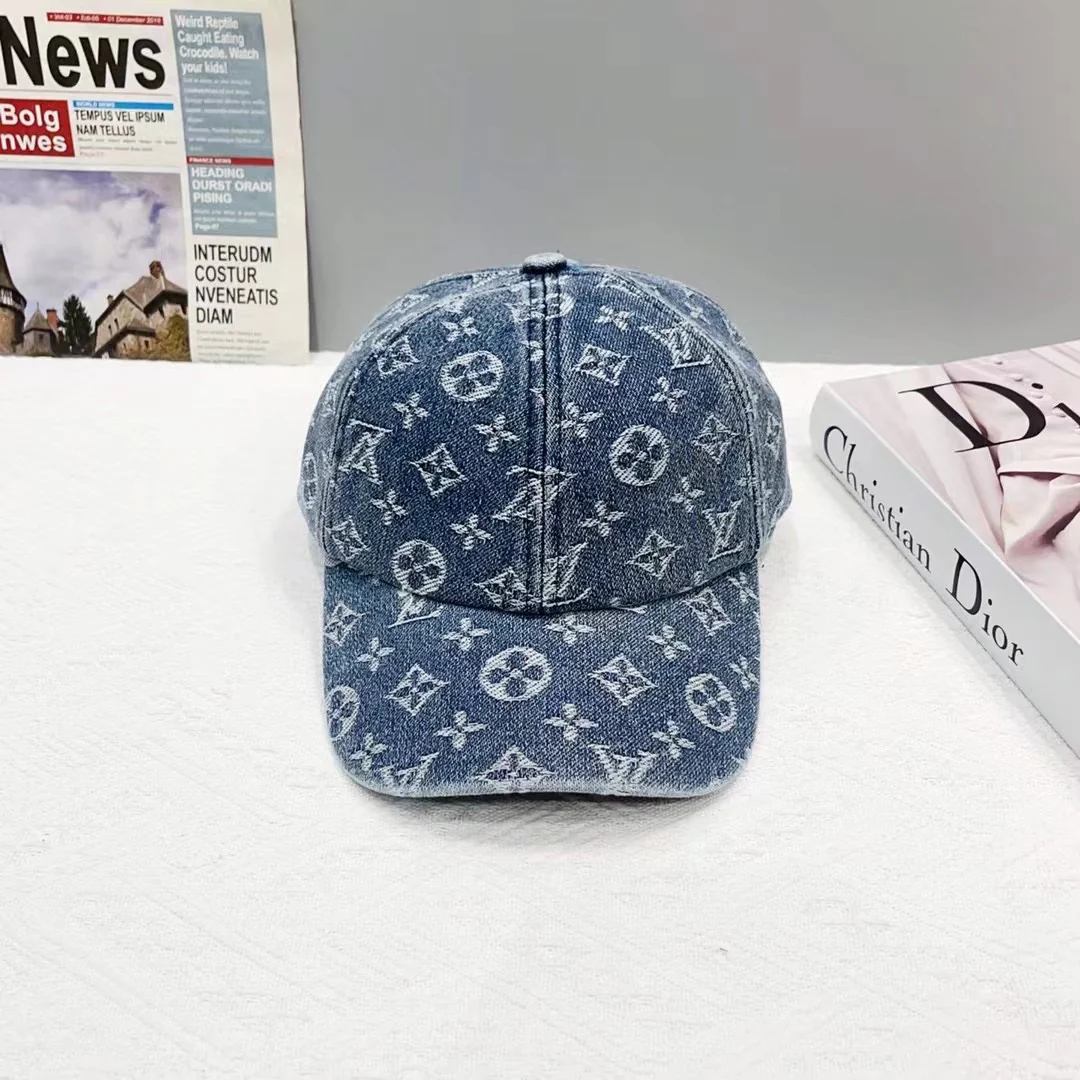 LV - Новая джинсовая бейсболка с монограммой