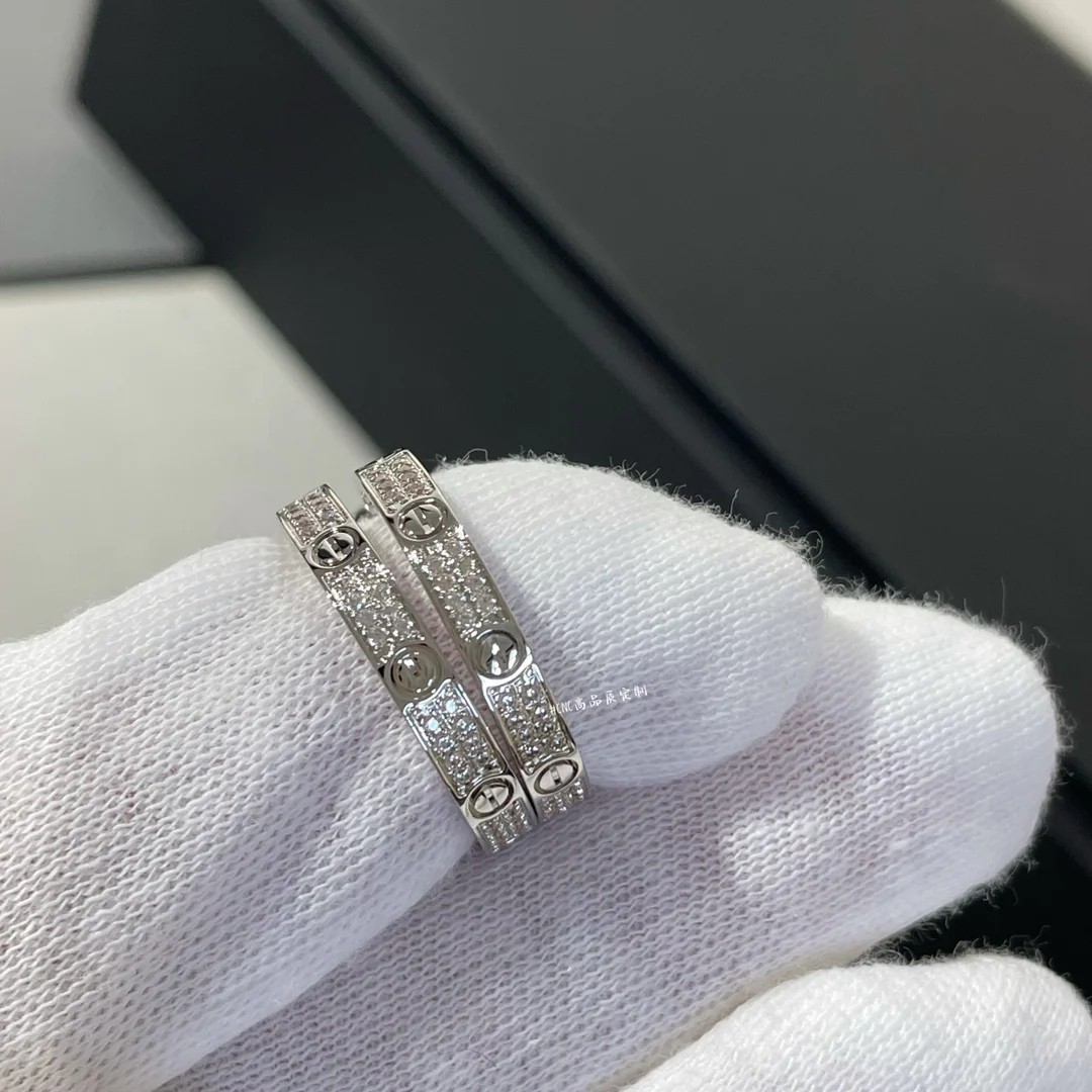 Серьги Cartier 050