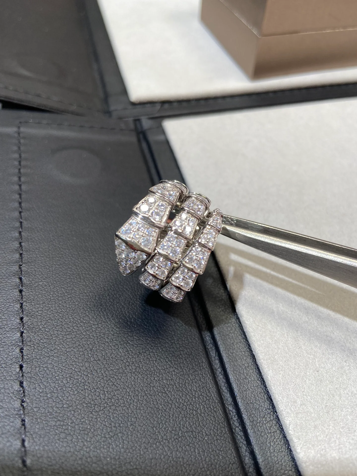 Кольцо Bvlgari 022