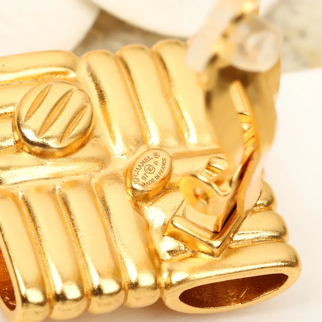 Серьги Chanel - клипсовые, модель 834