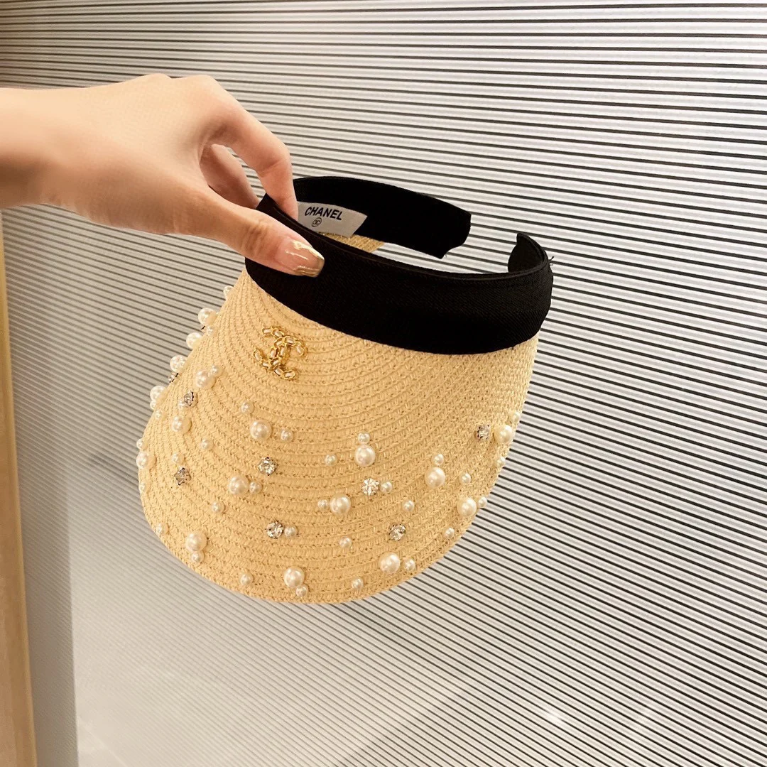 Солнцезащитная шляпа Chanel Pearl с открытым верхом