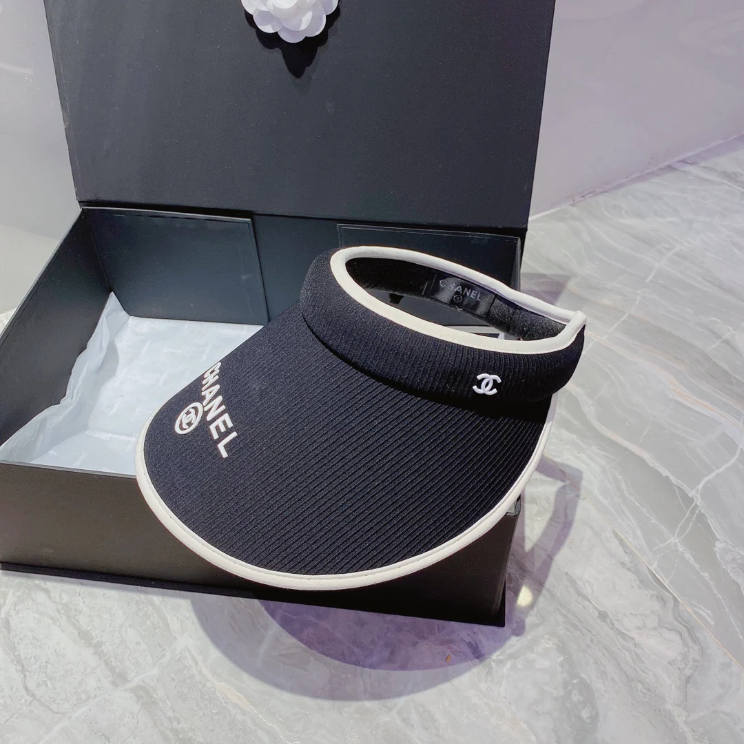 Солнцезащитная шляпа Chanel с открытым верхом - 5