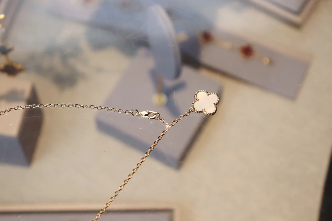 Van Vek - Колье 053