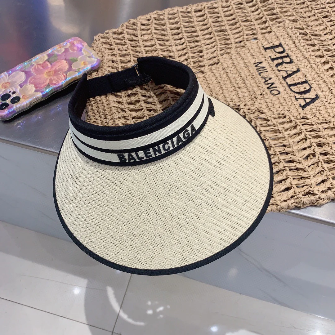 Новинка Balenciaga весна/лето 2023 - Шляпа от солнца с открытым париком