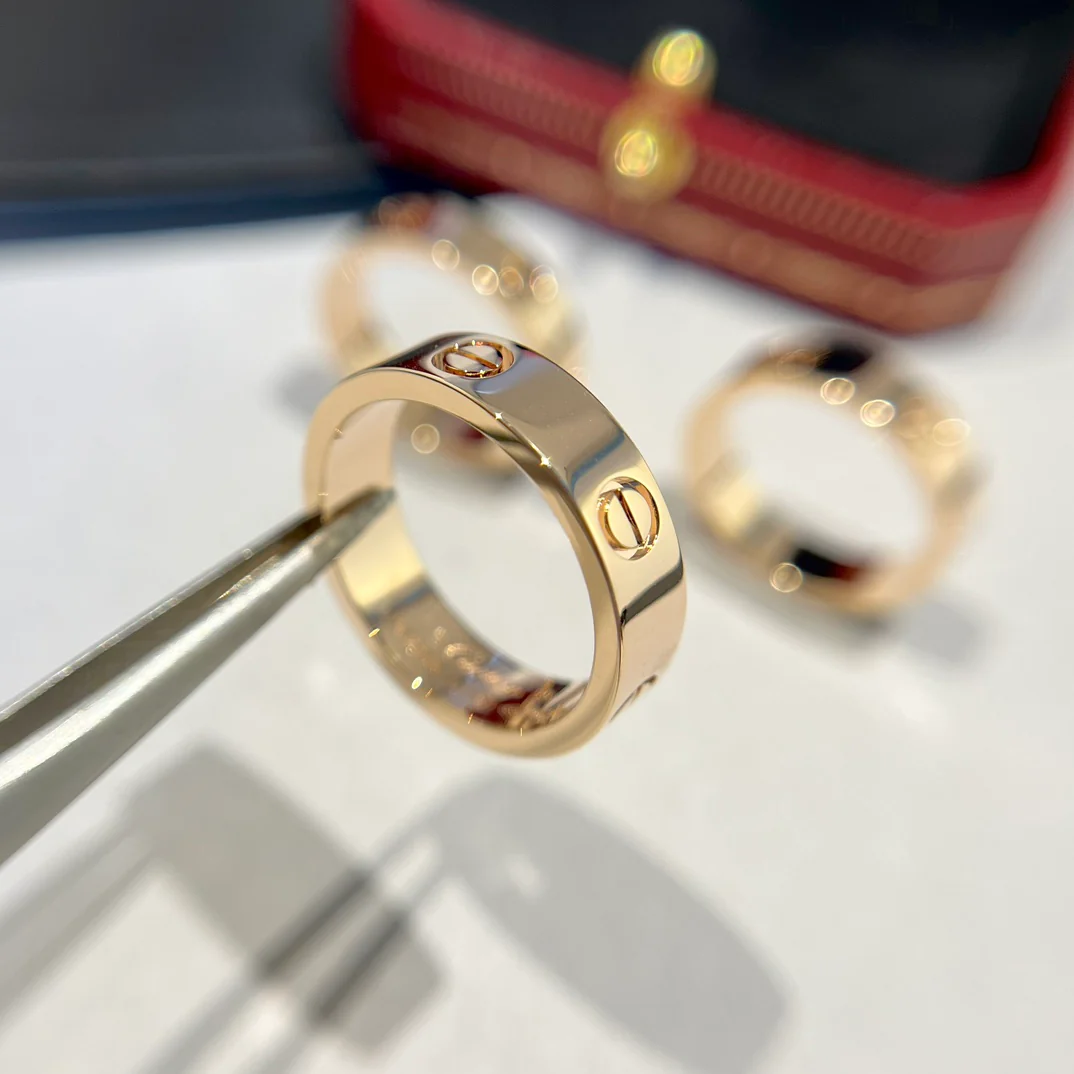 Кольцо Cartier 019