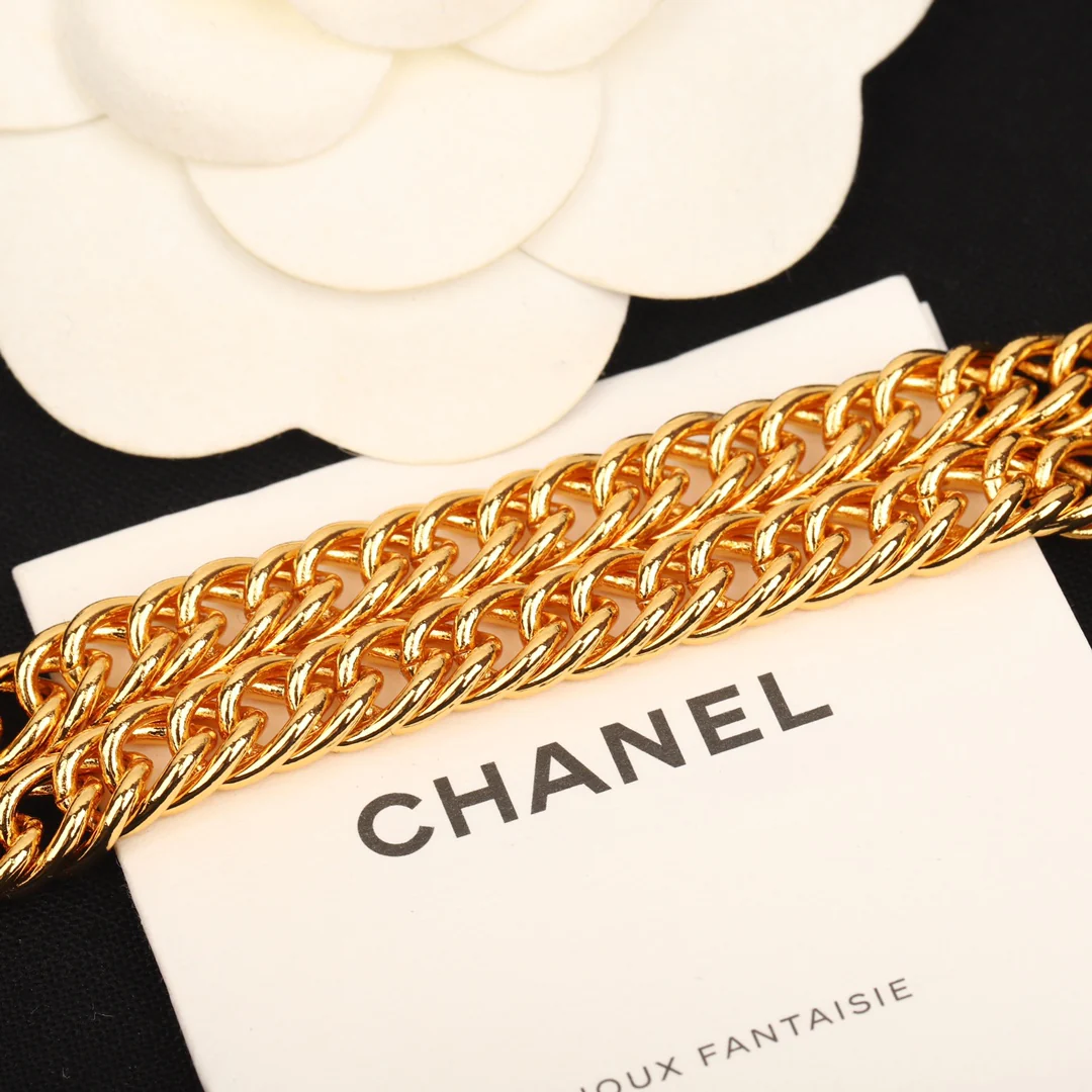 Chanel - Колье 357