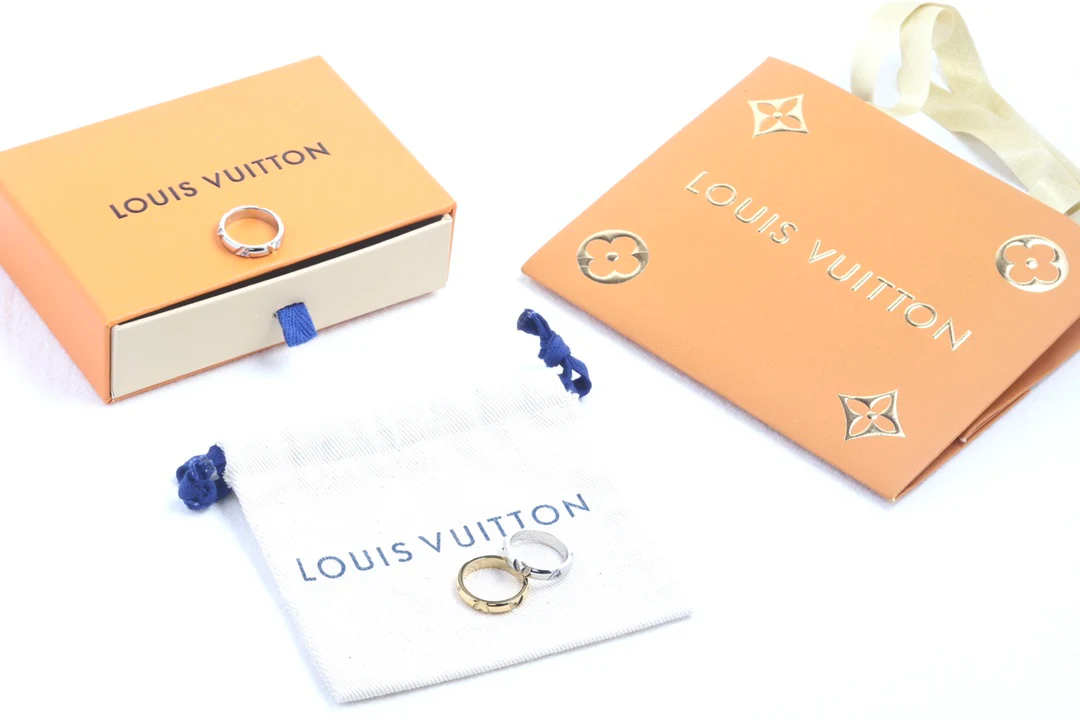 LV Ring 021-1