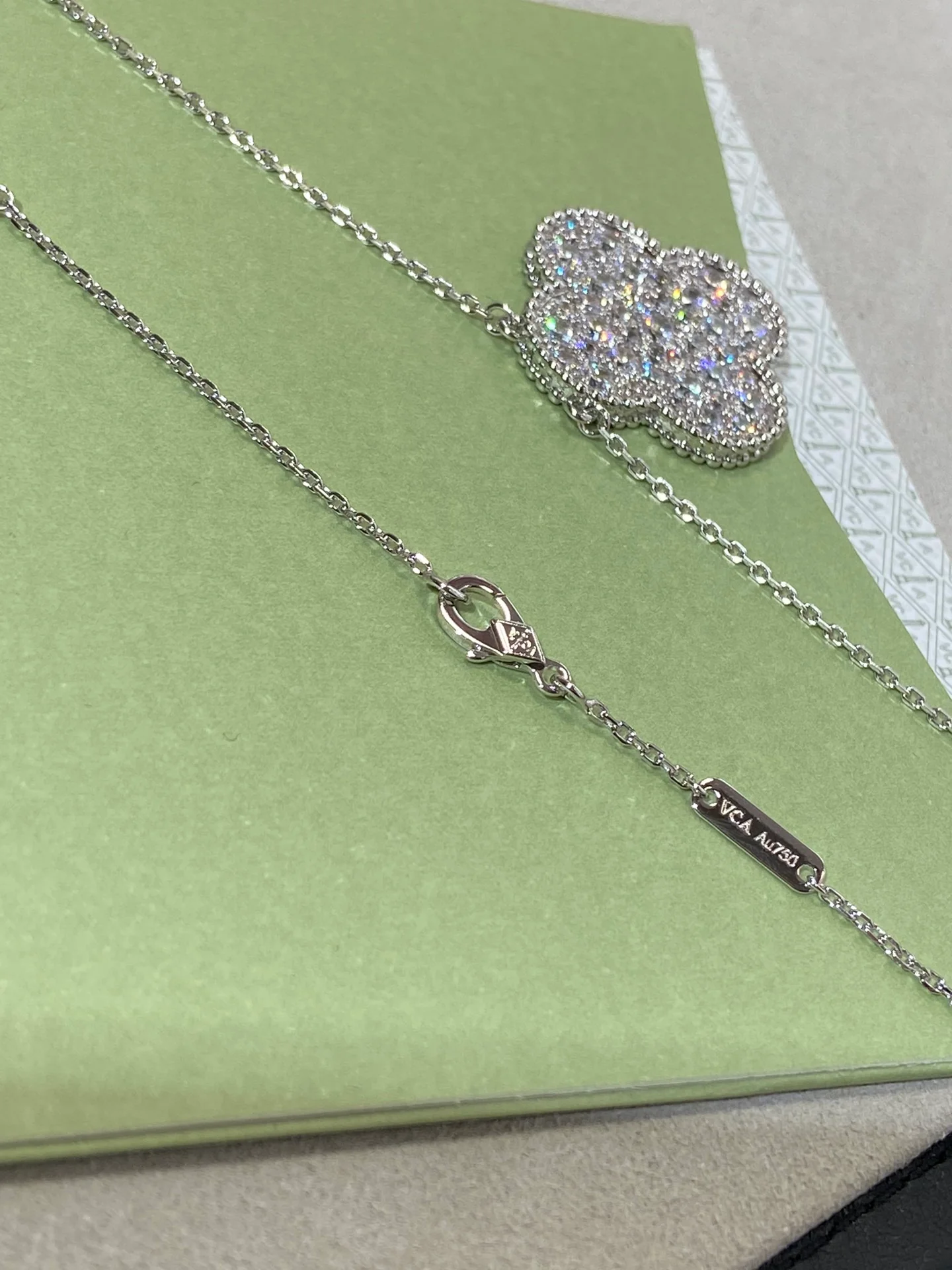 Van Vek - Колье 097