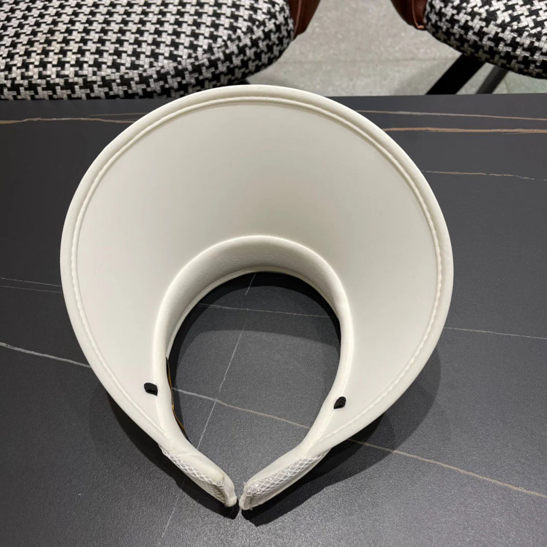 Новинка LV 2024 — Однотонная солнцезащитная шляпа — Белая