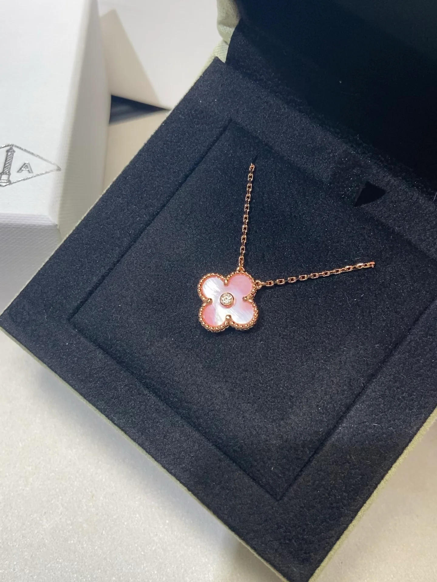 Van Ville - Колье 047