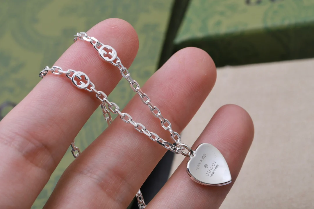 Gucci - Колье 073