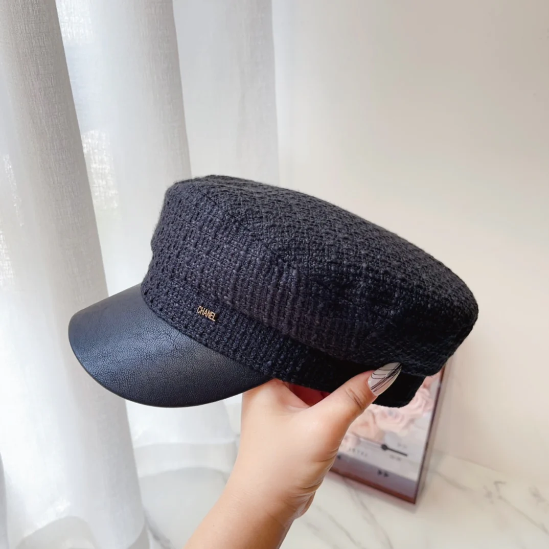 Мини-берет Chanel в стиле пэчворк, осень/зима, новый стиль - черный.