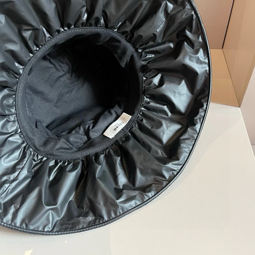 Celine - Солнцезащитная шляпа с оборками - Черная