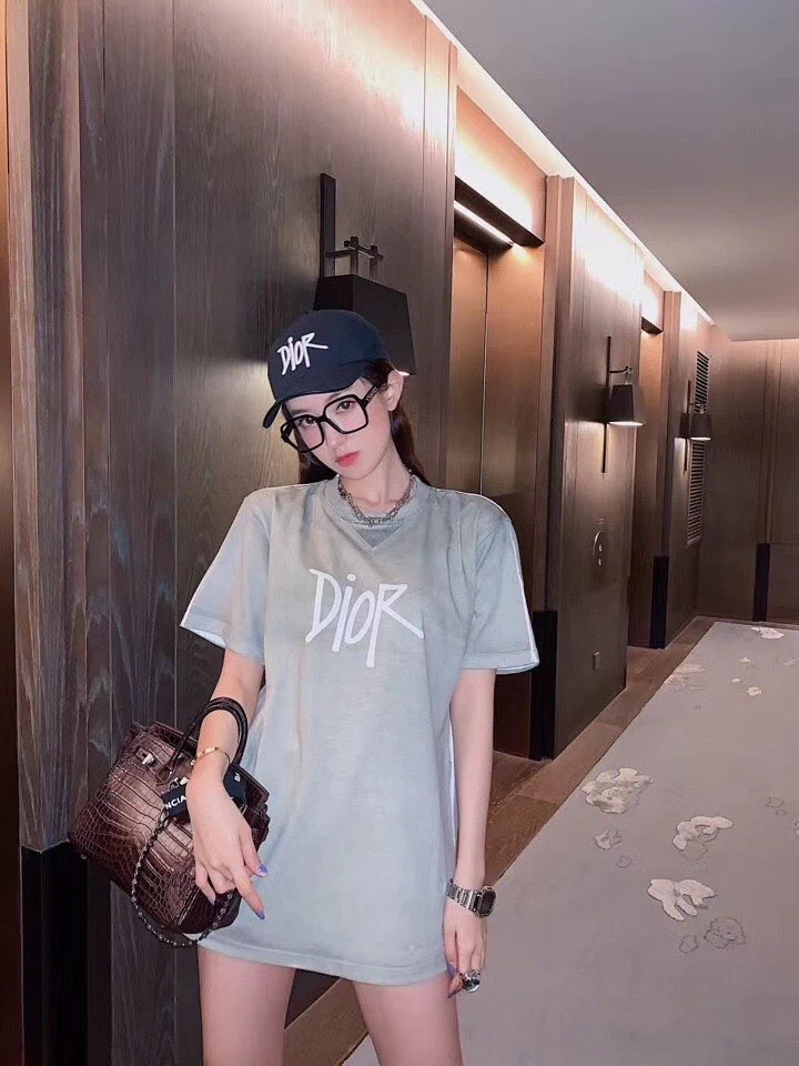 Dior - Простая бейсболка с вышивкой