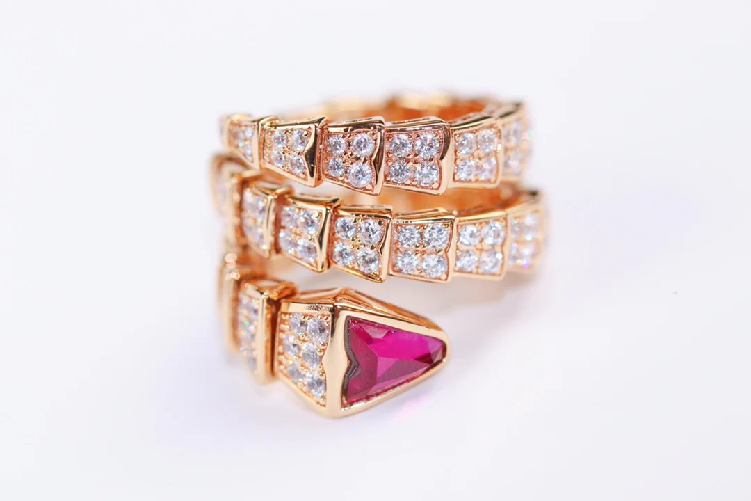 Кольцо Bvlgari - 18