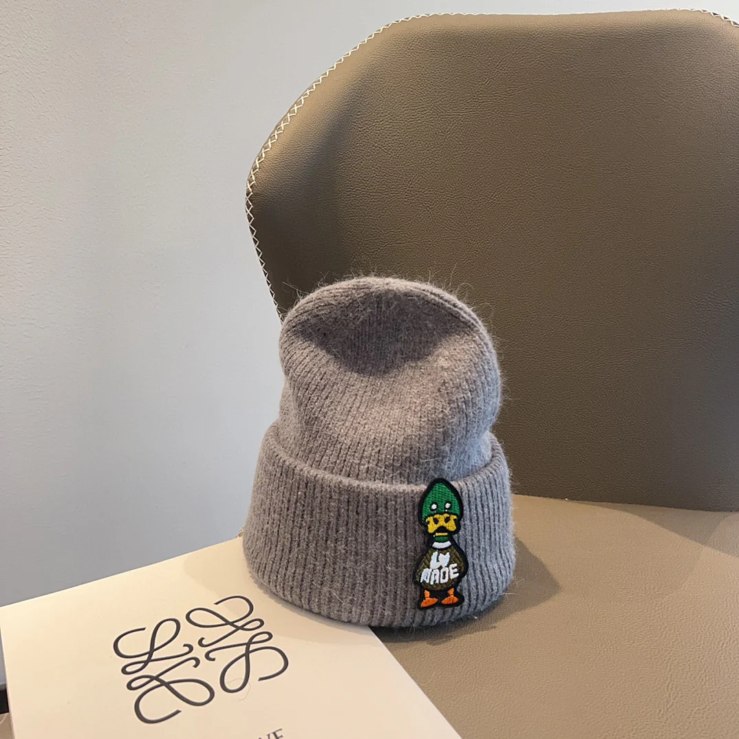 LV - Вязаная шапка 