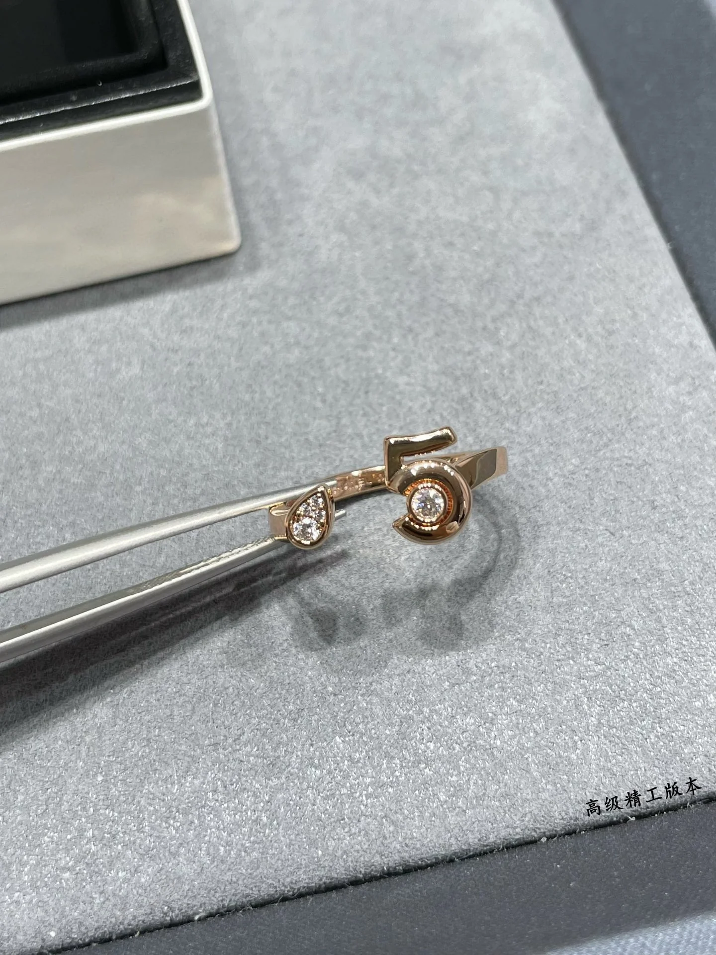 Кольцо Chanel 044