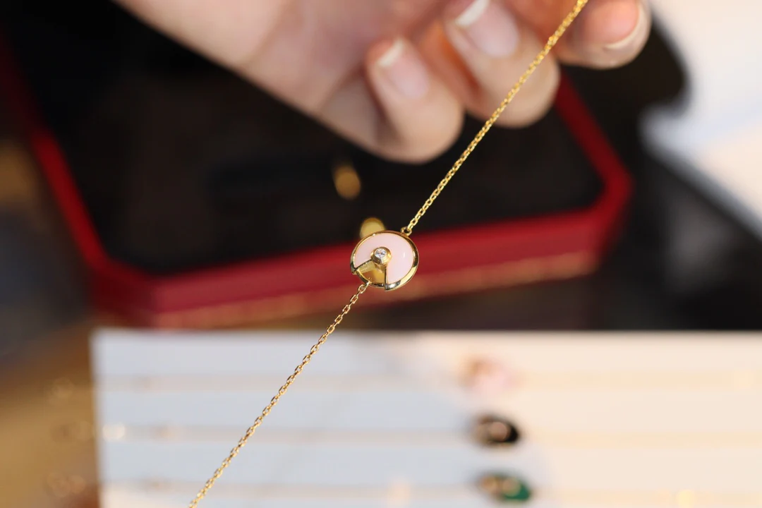 Браслет Cartier-Amulette