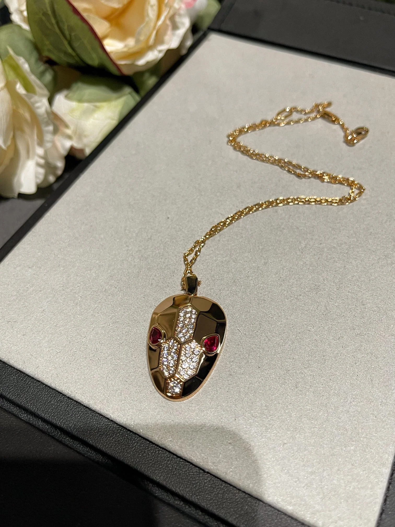 Bvlgari - Колье 070