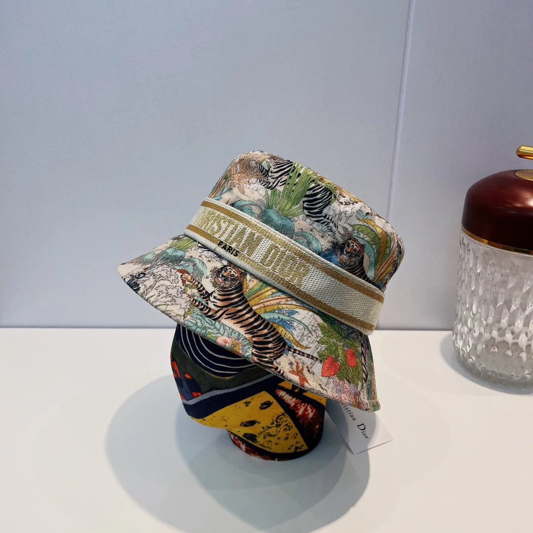 Новая модель Dior 2022 года - Панама - 4