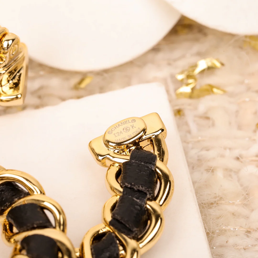 Брошь Chanel 160