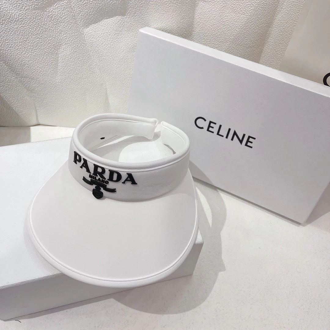 Prada - Новая солнцезащитная шляпа с козырьком