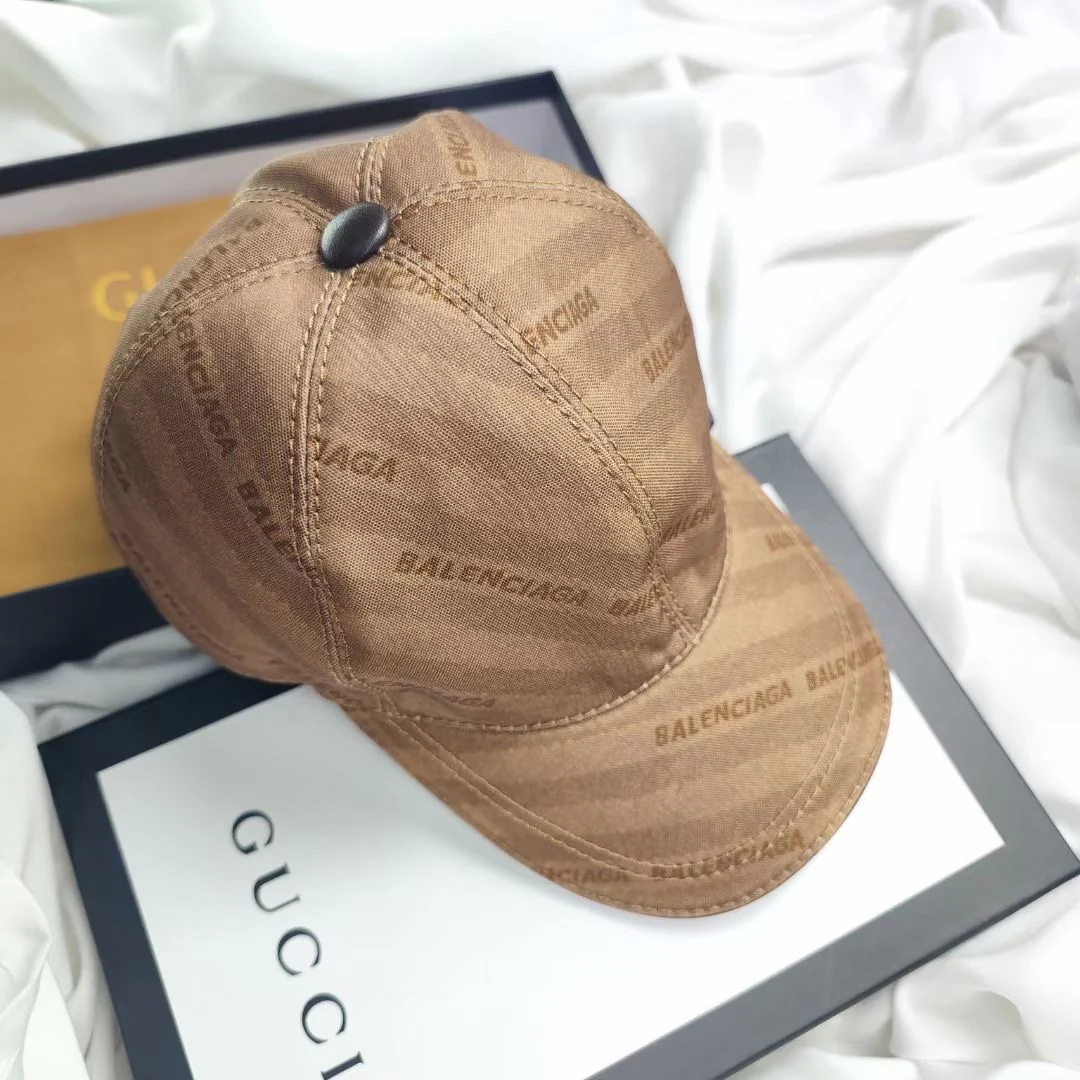 Полосатая бейсболка Balenciaga - хаки