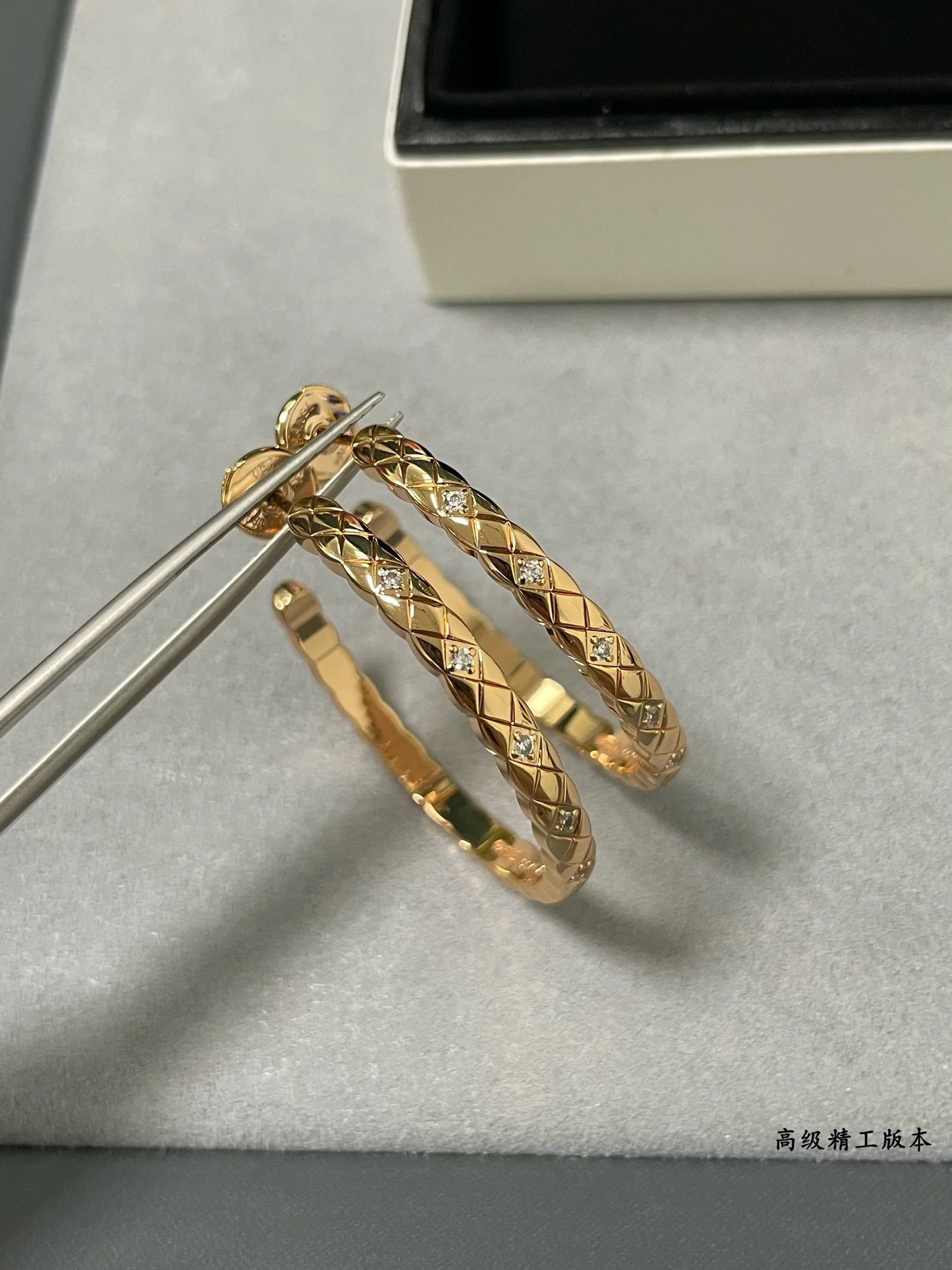 Серьги Chanel 988