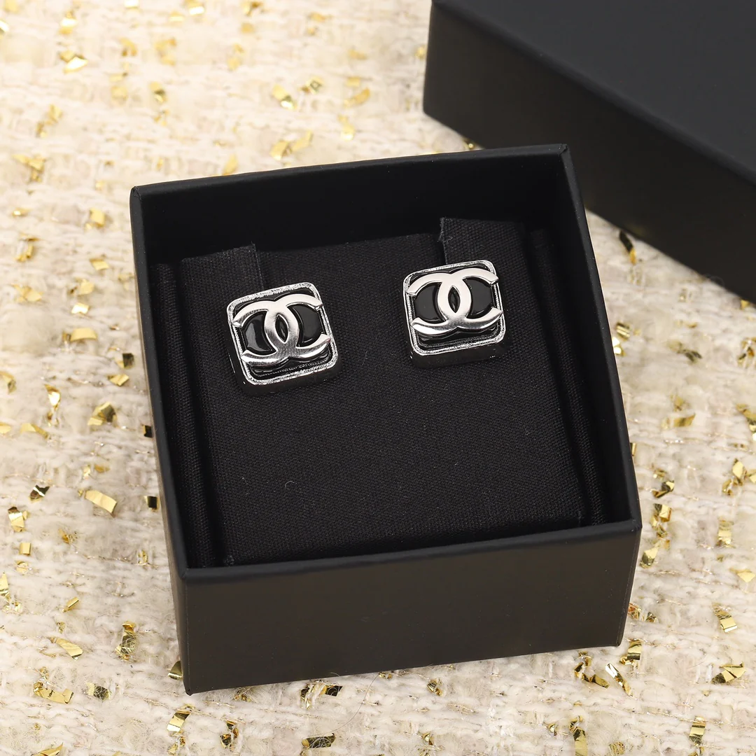 Серьги Chanel 773