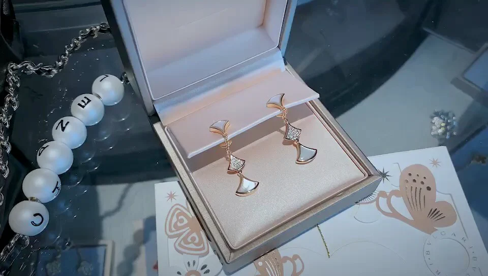 Серьги Bvlgari - Изображение из коллекции - 3