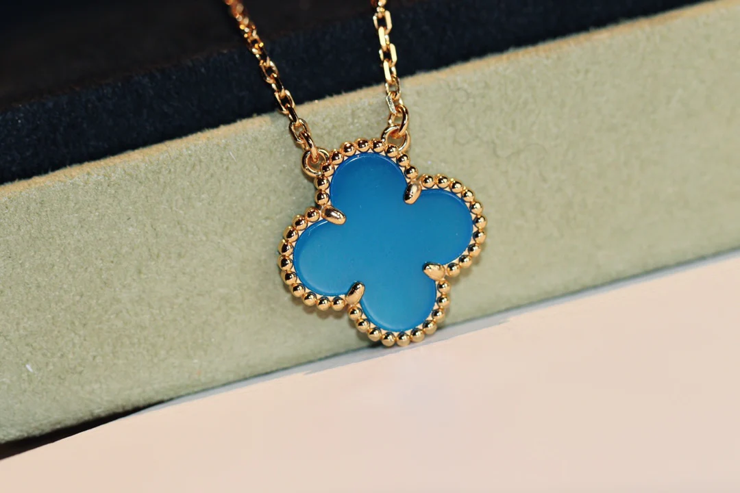 Колье VCA с четырехлистным клевером