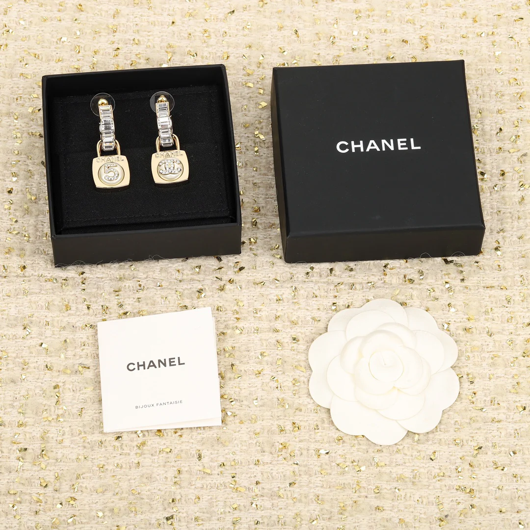 Серьги Chanel 751