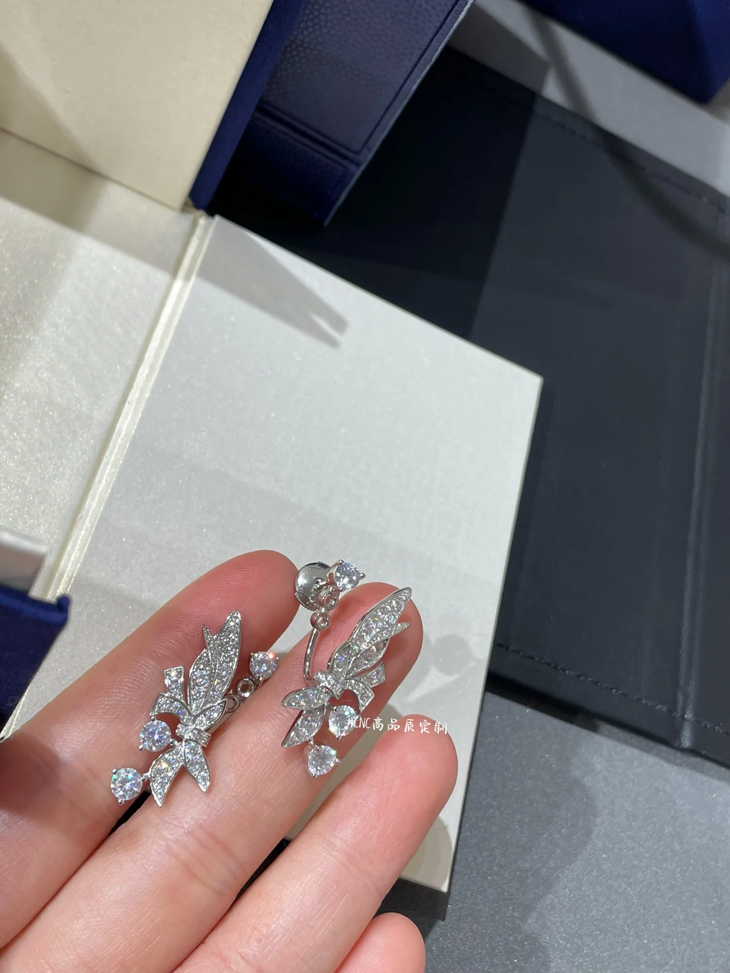 Серьги Chaumet 011